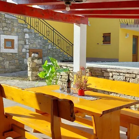 Сasa de vacaciones Casa Mikales