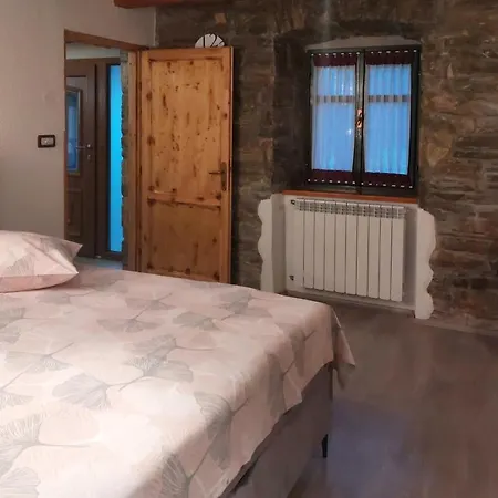 Casa Mikales Casa de Férias Kršan