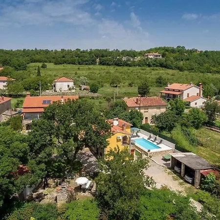 Casa Mikales Сasa de vacaciones